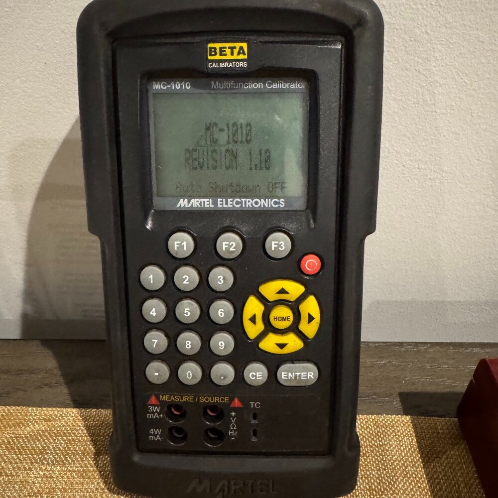 BETA Martel Electronics MC-1010 Multifunction Calibrator - B - For parts only